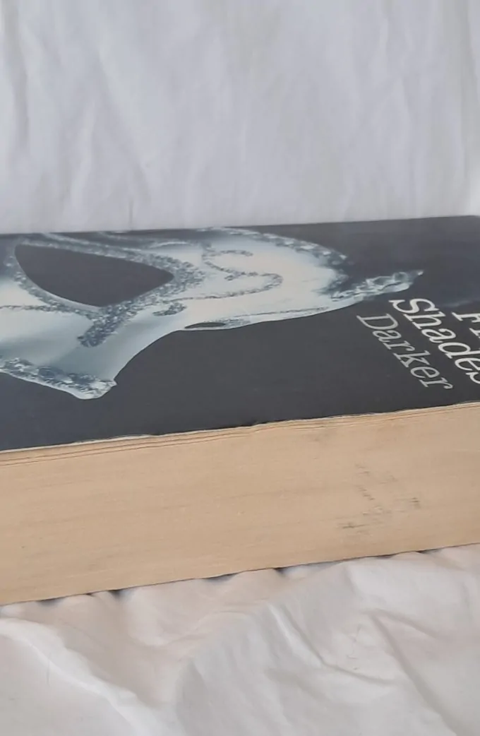 El James Fifty Shades Darker