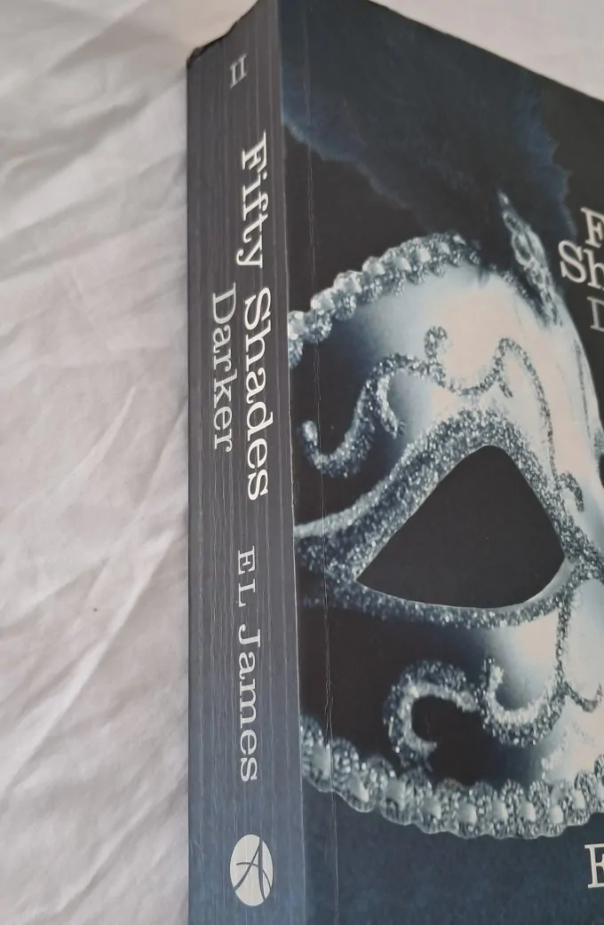 El James Fifty Shades Darker