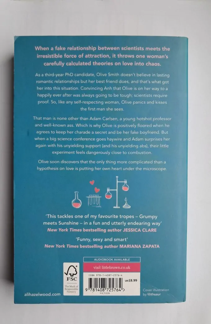 Книга англійською The Love Hypothesis Ali Hazelwood