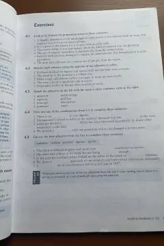 Academic Vocabulary in Use.